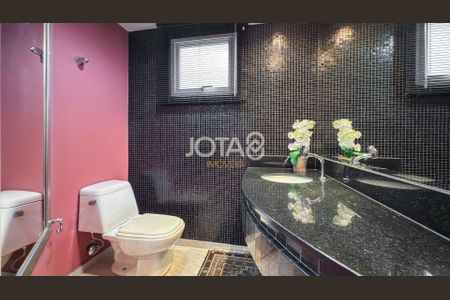 11_photo/94dce3866f.4e1a6e6486a440d9-ATLAS-6a72f3cd-6af7-4042-a95d-8728e0b2abd7.jpg de apartamento à venda com 3 quartos, 235m² em Água Verde, Curitiba