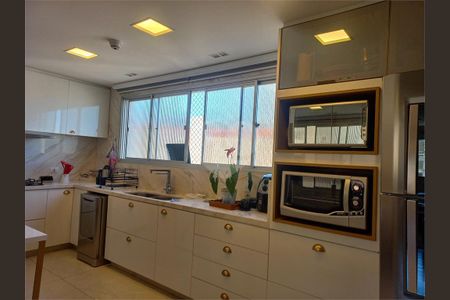 10_photo/94dce3866f.6874c9dc32a215ea-ATLAS-45ca05b8-4734-4120-91c3-d535d1a4eaf1.jpg de apartamento à venda com 3 quartos, 167m² em Água Verde, Curitiba