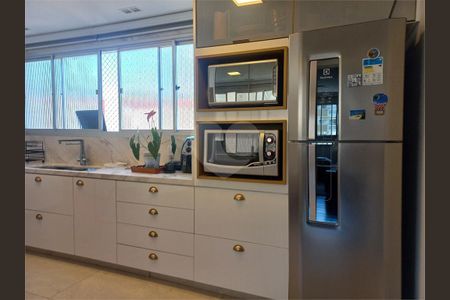 11_photo/94dce3866f.6874c9dc32a215ea-ATLAS-48999efd-4347-4159-94aa-e2bf817d0dcc.jpg de apartamento à venda com 3 quartos, 167m² em Água Verde, Curitiba