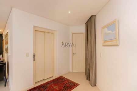 8_photo/94dce3866f.8f9f0f493f6a5d4d-ATLAS-4a8c1aaa-631b-4263-83de-9b83df1e94e0.jpg de apartamento à venda com 4 quartos, 229m² em Água Verde, Curitiba