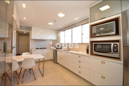 41_photo/94dce3866f.cc80a849dbb3670d-ATLAS-52b793f7-1cf5-47de-90dc-a765bbffae11.jpg de apartamento à venda com 4 quartos, 167m² em Água Verde, Curitiba