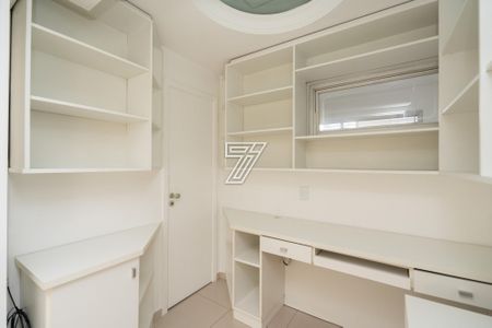 2_photo/94dce3869f.74150d55c7fc2374-ATLAS-0933802f-64f4-4e66-a7dc-b02c6220c1b4.jpg de apartamento à venda com 3 quartos, 120m² em Água Verde, Curitiba