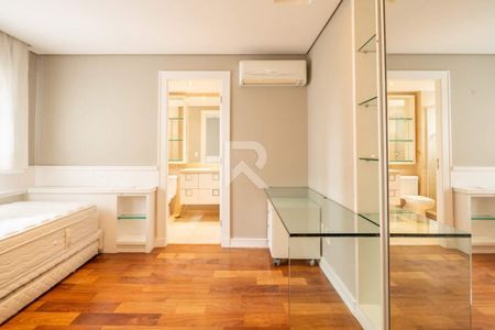 26_photo/94dce386af.90e762e621dc3d71-ATLAS-4fe7b232-be39-41f2-b52f-44eb2eba7997.jpg de apartamento à venda com 4 quartos, 242m² em Água Verde, Curitiba