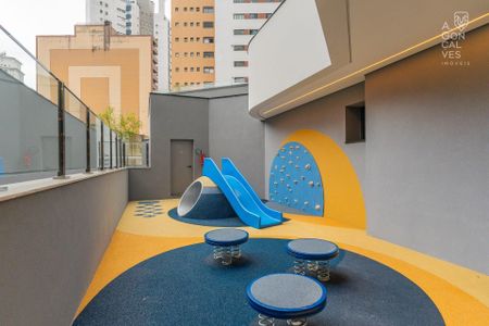 43_photo/94dce386d5.d7802dabf624b143-ATLAS-3743d9b9-581e-452b-b8fa-ff65439ebe50.jpg de apartamento à venda com 3 quartos, 324m² em Água Verde, Curitiba