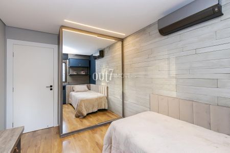 7_photo/94dce386e5.a7230a3638d35d9e-ATLAS-2ede11a5-958b-4e38-a813-27d6fa347b8c.jpg de apartamento à venda com 3 quartos, 162m² em Água Verde, Curitiba