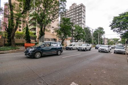 5_photo/94dce386fd.a20f685344bbd9ce-ATLAS-1f2ca190-8ceb-4545-a012-4abbdf78d5dd.jpg de apartamento à venda com 3 quartos, 106m² em Água Verde, Curitiba