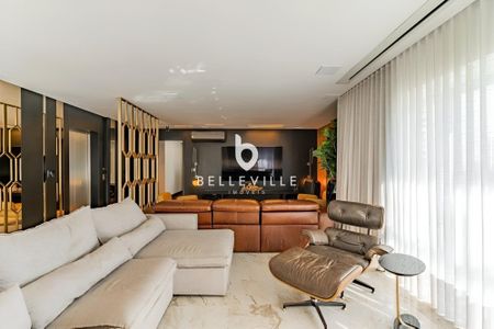 1_photo/94dce3871d.8e3111dee174b0c4-ATLAS-05f530e5-c6e0-4ec4-8c88-d746fdd9fc39.jpg de apartamento à venda com 4 quartos, 271m² em Rebouças, Curitiba