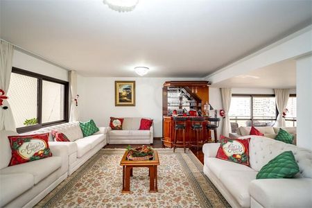 8_photo/94dce3872d.11ae8d6217f777ff-ATLAS-5f79dbe8-68cd-4e7a-b6fa-ce44e558be95.jpg de apartamento à venda com 4 quartos, 350m² em Água Verde, Curitiba