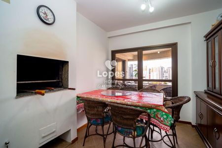 8_photo/94dce3872d.8fa53284108eaf51-ATLAS-b5eb111f-e6ff-4d99-a12f-52170c5b7d0d.jpg de apartamento à venda com 4 quartos, 350m² em Água Verde, Curitiba