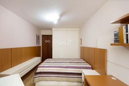 12_photo/94dce38733.057a8c1f96a00668-ATLAS-5bbbd67f-8a29-4b71-9ced-2d2df1f386b6.jpg de apartamento à venda com 3 quartos, 202m² em Rebouças, Curitiba