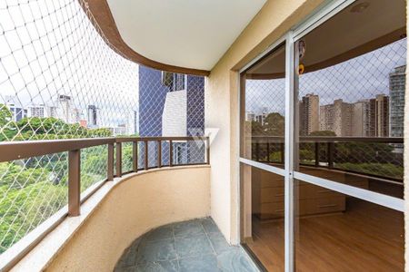 5_photo/94dce38733.107dcc1f2eda2b59-ATLAS-13fde7db-2e84-4721-9ea0-c860a8a37f74.jpg de apartamento para alugar com 4 quartos, 203m² em Rebouças, Curitiba