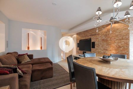 3_photo/94dce38733.6c4cd87f5bbaef1f-ATLAS-2da863aa-3244-4563-8435-4a59ceb92e8b.jpg de apartamento à venda com 4 quartos, 203m² em Rebouças, Curitiba