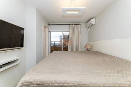 19_photo/94dce38733.6c4cd87f5bbaef1f-ATLAS-93708b6b-dd7d-4062-821d-156bbb2b91ce.jpg de apartamento à venda com 4 quartos, 202m² em Rebouças, Curitiba