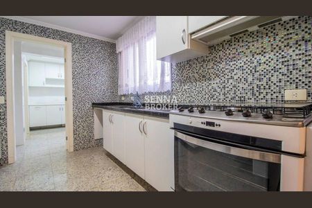 13_photo/94dce387cd.72b299ddc7bc3168-ATLAS-2e7d1ba8-5c01-4143-9d91-220e8e608326.jpg de apartamento à venda com 3 quartos, 182m² em Água Verde, Curitiba