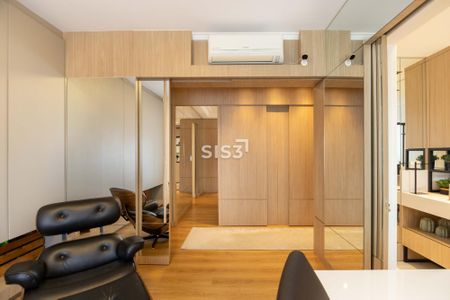 1_photo/94dce387e5.6e755cf21bb4d963-ATLAS-7eaf4208-e1bd-4d27-8fea-32c24c3cbb96.jpg de apartamento à venda com 3 quartos, 160m² em Água Verde, Curitiba