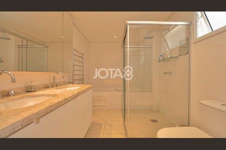 10_photo/94dce387e5.7a40800e81a45a4c-ATLAS-5f3a016d-d0f3-4aa8-b560-7b1f57f15580.jpg de apartamento para alugar com 3 quartos, 160m² em Água Verde, Curitiba