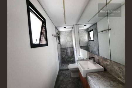 5_photo/94dce387f7.1ba6b965ddfa88d0-ATLAS-27fdf02e-dd5f-42f6-9f45-4d7f368f31e5.jpg de apartamento à venda com 2 quartos, 155m² em Água Verde, Curitiba