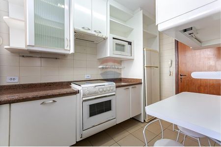 5_photo/94dce387f9.6dab91d44a59d054-ATLAS-222e31ca-ff29-4d40-b222-e45f91bd68e3.jpg de apartamento para alugar com 1 quarto, 86m² em Água Verde, Curitiba