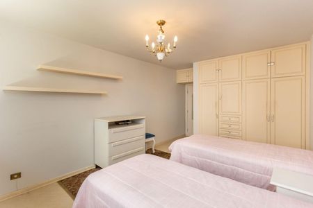 2_photo/94dce387fd.661d07a64b3d4ab9-ATLAS-46d8b694-0b8a-42d6-8366-ea8d5493b6be.jpg de apartamento à venda com 3 quartos, 205m² em Água Verde, Curitiba