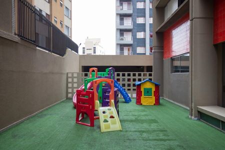 6_photo/94dce387fd.661d07a64b3d4ab9-ATLAS-738fd5e3-492b-4e22-847a-e0a954cd7f20.jpg de apartamento à venda com 3 quartos, 205m² em Água Verde, Curitiba