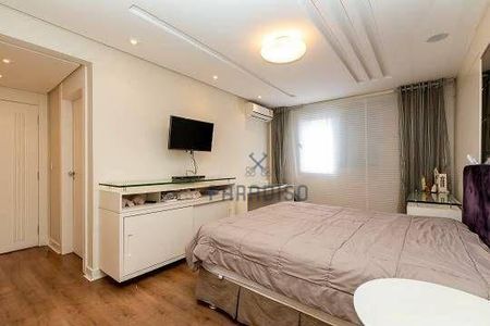 4_photo/94dce38809.fe5b4ca9cd047f91-ATLAS-076b4a3d-400a-413a-95b4-97baca9b662d.jpg de apartamento à venda com 4 quartos, 189m² em Água Verde, Curitiba