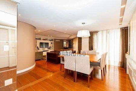 11_photo/94dce38809.fe5b4ca9cd047f91-ATLAS-6fdfbacc-c2f8-4cfe-b4f3-6e38440f5909.jpg de apartamento à venda com 4 quartos, 189m² em Água Verde, Curitiba