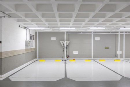 3_photo/94dce3881d.d5fce9ee0a2040b1-ATLAS-b875f0a3-8705-4edb-8967-7e523c8a06d8.jpg de apartamento à venda com 3 quartos, 300m² em Água Verde, Curitiba