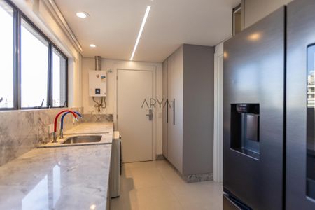 3_photo/94dce38841.59ebdf2ec6c5c68f-ATLAS-05a94581-e33a-4cfd-86b6-f7b3dc7e606e.jpg de apartamento à venda com 4 quartos, 260m² em Batel, Curitiba