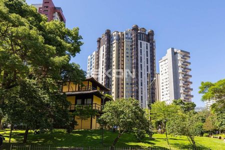 45_photo/94dce38891.8827fa802cbca60e-ATLAS-7f10e809-f7df-4cab-a2ef-033bcc875bfe.jpg de apartamento à venda com 3 quartos, 113m² em Batel, Curitiba