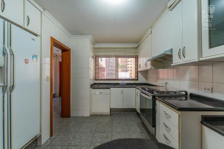 29_photo/94dce38897.7bd548a51caded06-ATLAS-abfdc6ea-2619-4ce6-a9b4-687f5eb36c54.jpg de apartamento à venda com 4 quartos, 377m² em Batel, Curitiba