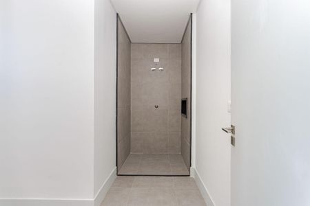 31_photo/94dce3889b.aafc750051720c32-ATLAS-2fecb0b3-6955-4dc2-995e-4e1caa265456.jpg de apartamento à venda com 3 quartos, 195m² em Batel, Curitiba