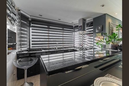 5_photo/94dce388c1.08798e92c4495a9b-ATLAS-0c1daf2b-60e2-476b-8c8d-3b38c072f0ba.jpg de apartamento à venda com 4 quartos, 412m² em Batel, Curitiba