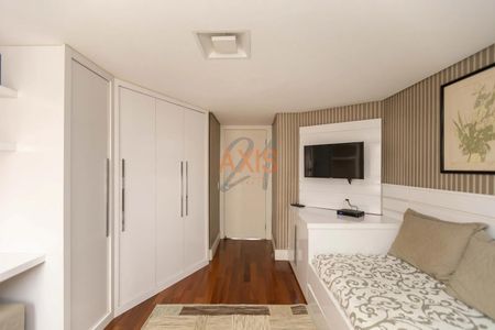 28_photo/94dce388c1.08798e92c4495a9b-ATLAS-9b2cefba-43a7-441a-b939-1d5c4fac0f8b.jpg de apartamento à venda com 4 quartos, 412m² em Batel, Curitiba