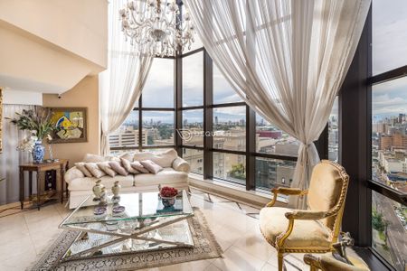 8_photo/94dce388c5.a76b026f19379a49-ATLAS-8e2acbd1-cfb8-44c5-b0a7-923bfbd5cdd1.jpg de apartamento à venda com 4 quartos, 412m² em Batel, Curitiba