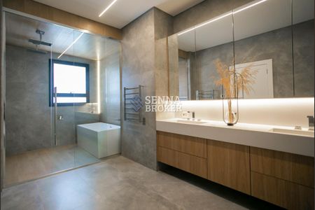 7_photo/94dce388db.1ec89c7cbdfc8b9a-ATLAS-65d19baa-6efa-401b-9c12-adf5113e90de.jpg de apartamento à venda com 3 quartos, 308m² em Batel, Curitiba