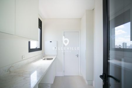 10_photo/94dce388db.274f1622abc83cfe-ATLAS-8e8fabef-e0f9-41c0-947a-51a741cd006a.jpg de apartamento à venda com 3 quartos, 308m² em Batel, Curitiba