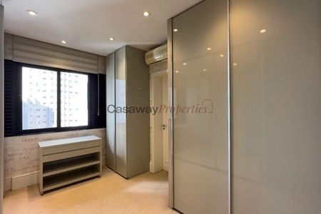 2_photo/94dce388eb.3d8ca3d7d95ad69b-ATLAS-0da1aabe-83db-4237-bdb4-9a6940c1496b.jpg de apartamento à venda com 3 quartos, 329m² em Batel, Curitiba