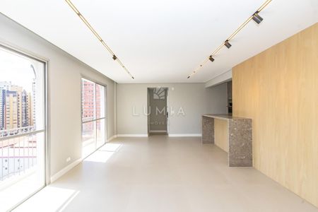 10_photo/94dce388f3.1f93a9d8abd2f65a-ATLAS-4b9da664-be51-4d4d-8631-e92ccd4906f8.jpg de apartamento à venda com 3 quartos, 123m² em Batel, Curitiba