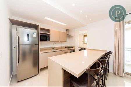 3_photo/94dce3893d.5637017f1e67f52e-ATLAS-1a0e1b07-e082-4b62-a615-33cd0a38ca27.jpg de apartamento à venda com 2 quartos, 82m² em Batel, Curitiba