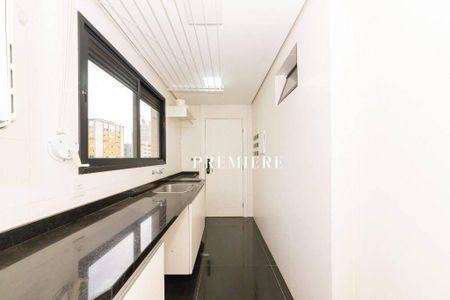 12_photo/94dce3897d.1afa5ef4e1e2b4ff-ATLAS-712b0ec9-60b2-4c3d-aad3-8421a8c089e3.jpg de apartamento à venda com 2 quartos, 119m² em Batel, Curitiba