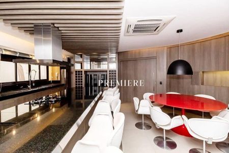 23_photo/94dce3897d.1afa5ef4e1e2b4ff-ATLAS-801647af-c36a-47e4-82c9-c686c85f2872.jpg de apartamento à venda com 2 quartos, 119m² em Batel, Curitiba