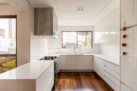 14_photo/94dce38a27.165fd9e2bbe8517e-ATLAS-84d7bc5a-0874-4eb2-a952-085850b94cbc.jpg de apartamento à venda com 4 quartos, 444m² em Batel, Curitiba