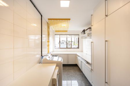 33_photo/94dce38a27.165fd9e2bbe8517e-ATLAS-a00493a8-2d8f-4f52-a16a-5fab0f97a510.jpg de apartamento à venda com 4 quartos, 444m² em Batel, Curitiba