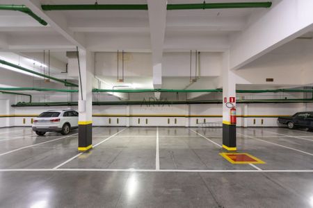 36_photo/94dce38a27.165fd9e2bbe8517e-ATLAS-de527803-db49-4c48-aa61-debb3a73307f.jpg de apartamento à venda com 4 quartos, 444m² em Batel, Curitiba