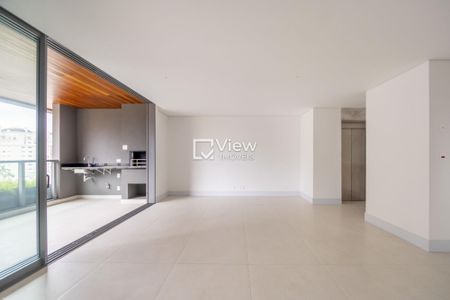 8_photo/94dce38a4d.4ebb45d2f9926bb6-ATLAS-2ec97af2-a8ef-4c89-87c6-d862f811e501.jpg de apartamento para alugar com 3 quartos, 151m² em Batel, Curitiba