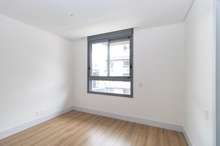 1_photo/94dce38a4d.98e64d77c7737af2-ATLAS-1123141a-07c6-43d3-8a0d-e1eebf9a552a.jpg de apartamento à venda com 3 quartos, 151m² em Batel, Curitiba