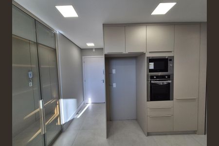 3_photo/94dce38a4d.ea5e4b08f85cbe02-ATLAS-d0e4998a-134e-440a-a7b6-3b2a72ba82e3.jpg de apartamento à venda com 3 quartos, 151m² em Batel, Curitiba