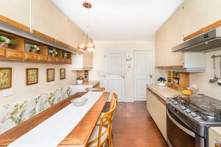 20_photo/94dce38a5d.5b63f18bcccc212e-ATLAS-c01ba21f-0be4-4b79-ac8c-e6ff59e33ab5.jpg de apartamento à venda com 4 quartos, 330m² em Batel, Curitiba