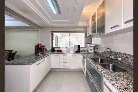 10_photo/94dce38aad.9895fde167f4d605-ATLAS-6022beb2-3d24-449a-8b8b-e3bba4396e61.jpg de apartamento à venda com 3 quartos, 123m² em Centro, Curitiba