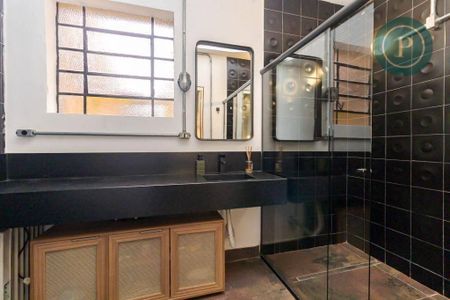 2_photo/94dce38ae5.e8071967d9567d40-ATLAS-959da2ec-2681-4e60-a30d-78cb43baaedf.jpg de apartamento à venda com 3 quartos, 181m² em Centro, Curitiba